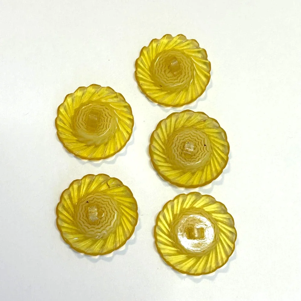 Vintage Lucite Yellow Swirl Design‎ Shank Buttons Set of 5 HTF RARE